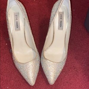 Steve Madden pumps